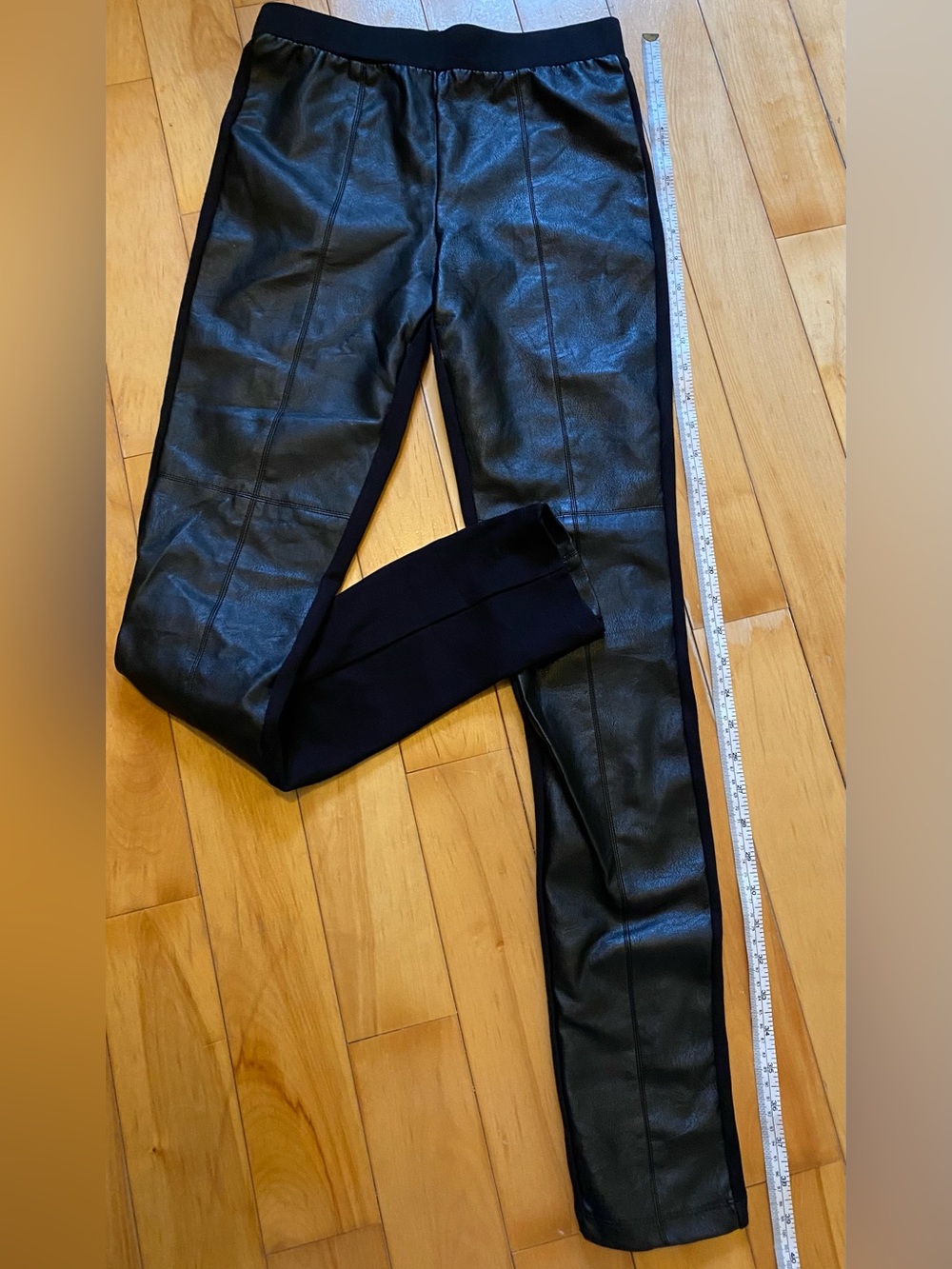 Simons Black Faux Leather Skinny Pants